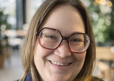 Toni McPherson, Intern